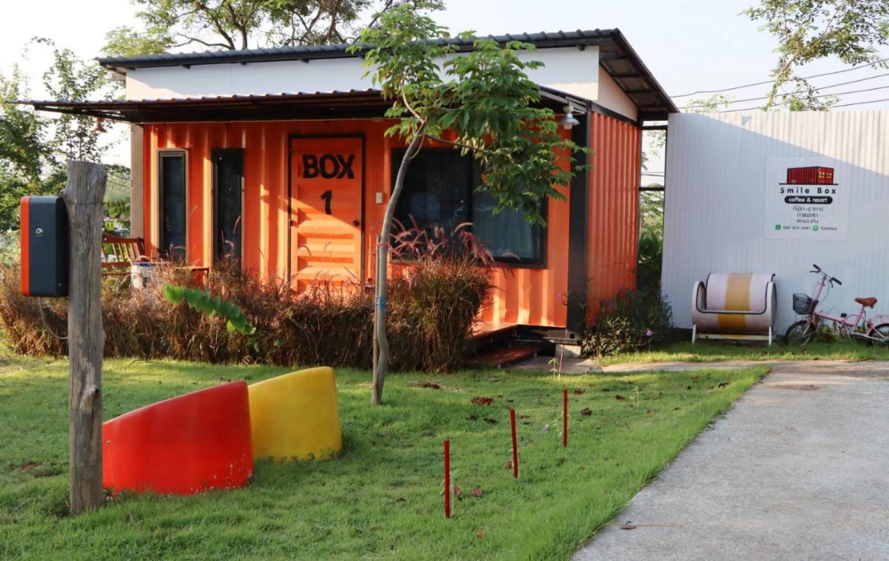 Smile Box Coffee & Resort Nong Hin Экстерьер фото